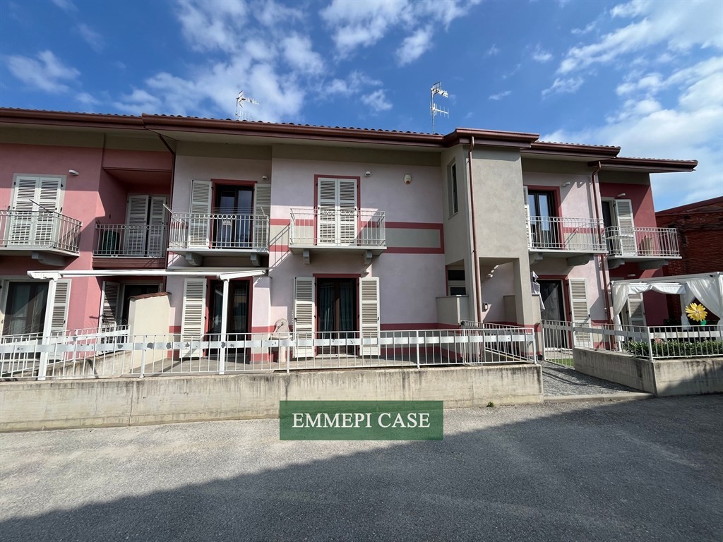 Trinità (CN), villa a schiera