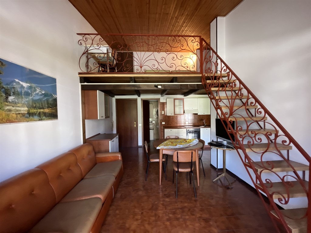 San Giacomo di Roburent (CN),  quadrilocale arredato