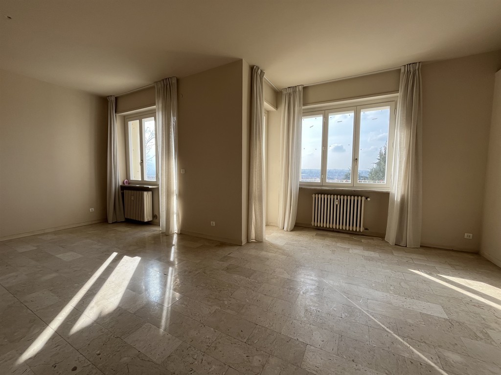 Mondovì (CN) appartamento con terrazzo panoramico